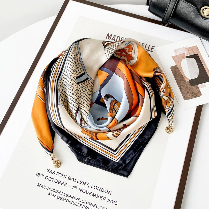 ACCITY - Magnetic Print Triangle Scarf for  Spring Style_CWASC02917