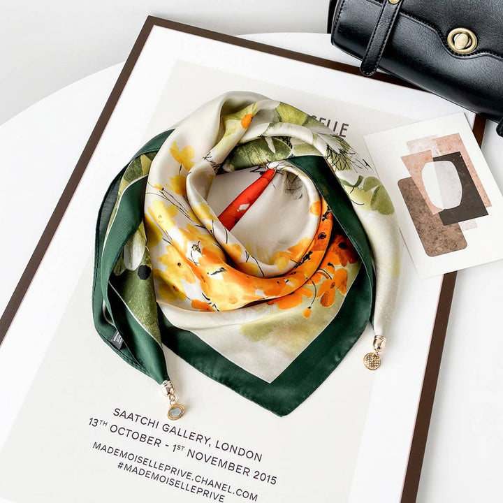 ACCITY - Magnetic Print Triangle Scarf for  Spring Style_CWASC02917
