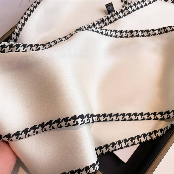 ACCITY - VERSATILE NARROW COMMUTER TEMPERAMENT HEAD SCARF_CWASC1522