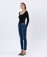 Load image into Gallery viewer, AMBER MID RISE ANKLE SKINNY JEANS