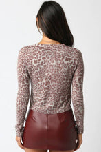 Load image into Gallery viewer, Dania Leopard Knit Top