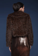 Load image into Gallery viewer, Leopard Faux Fur Cropped Coat