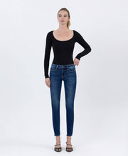 Load image into Gallery viewer, AMBER MID RISE ANKLE SKINNY JEANS