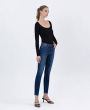 Load image into Gallery viewer, AMBER MID RISE ANKLE SKINNY JEANS