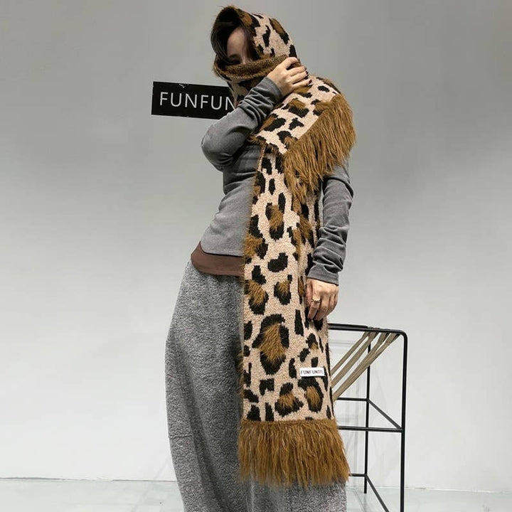 ACCITY - High-end cashmere shawl with a sexy vibe