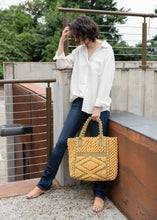 Load image into Gallery viewer, Laurel Tote