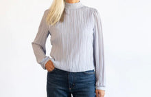 Load image into Gallery viewer, Gabin Blouse in Dove