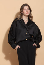 Load image into Gallery viewer, Over Size Shirt w/ Jewel Buttons