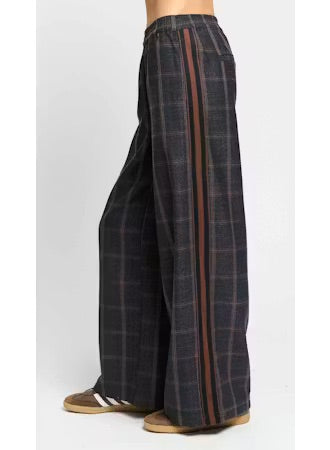 Lyla Track Pant