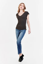 Load image into Gallery viewer, URI Thermal V-Neck Top *multiple colors*