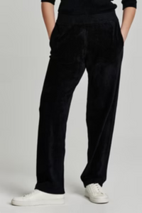 Carson Tapered Leg Pant