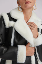 Load image into Gallery viewer, Vienna Shearling Coat