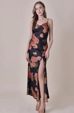 Load image into Gallery viewer, Floral Print Maxi Dress
