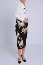 Load image into Gallery viewer, Floral Abstract Skirt