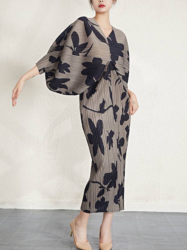 OceanusSwim - Batwing Sleeves Loose Pleated Printed V-Neck Midi Dresses