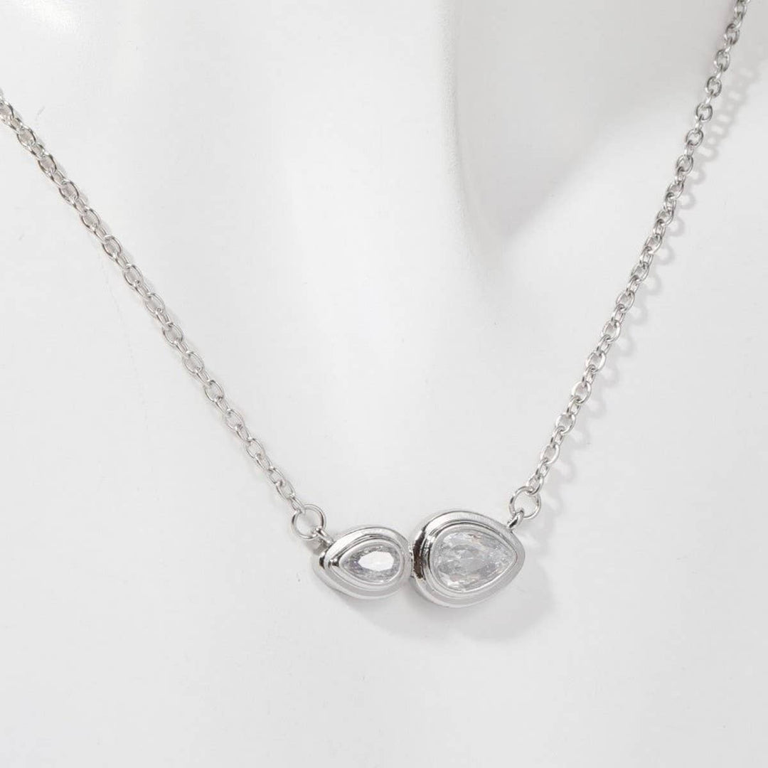 ACCITY - Zirconia Oval Round Pendant Necklace_CWMM5291