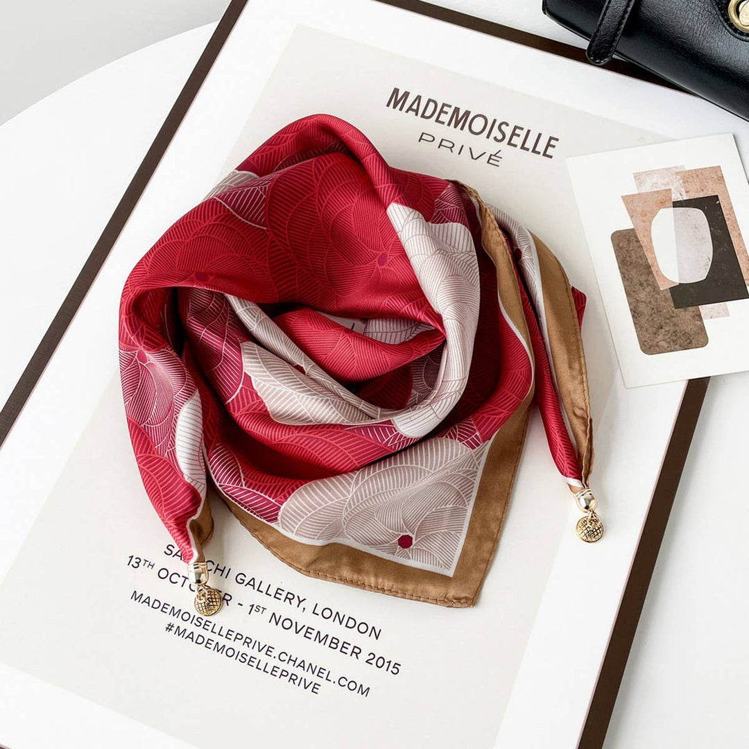 ACCITY - Magnetic Print Triangle Scarf for  Spring Style_CWASC02917