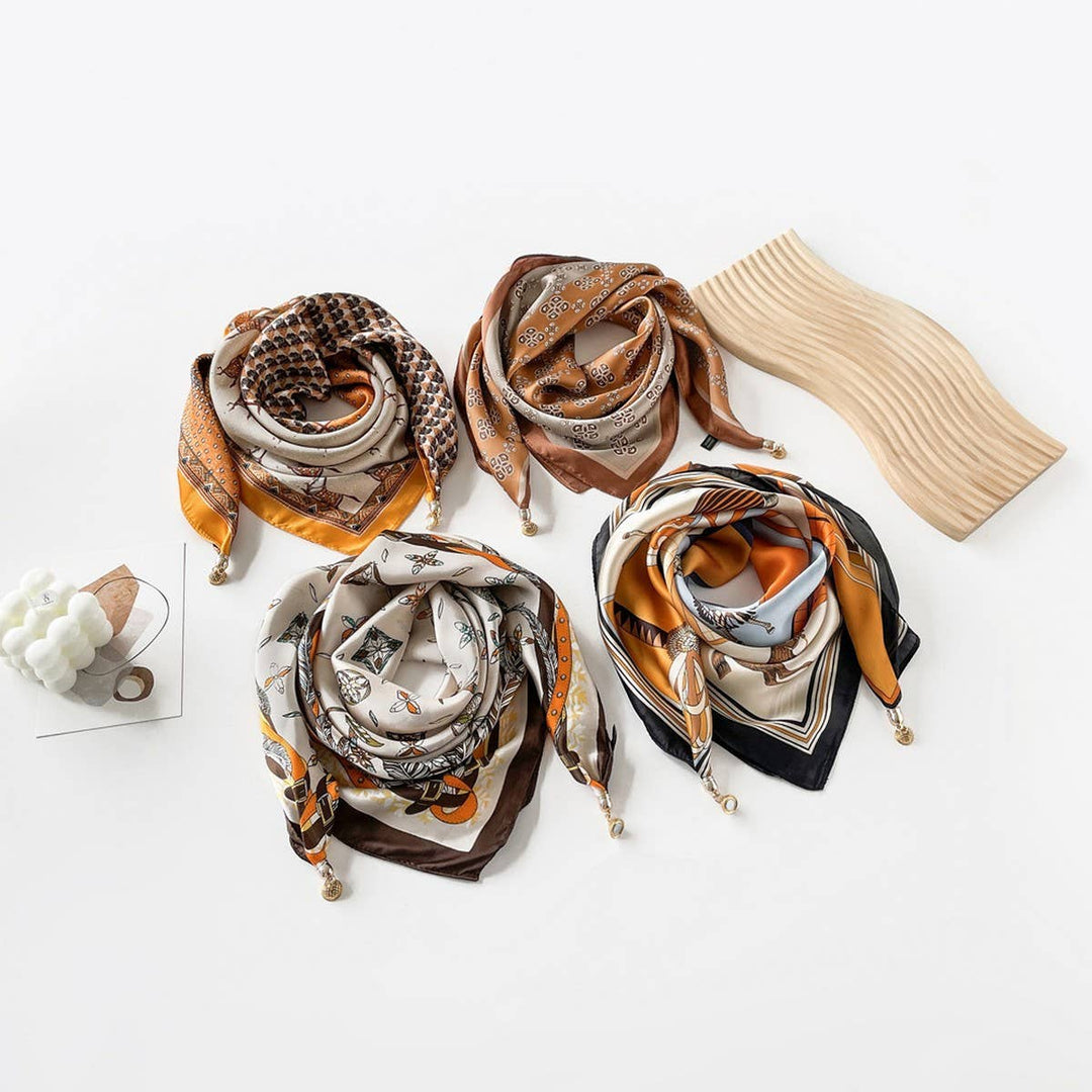 ACCITY - Magnetic Print Triangle Scarf for  Spring Style_CWASC02917