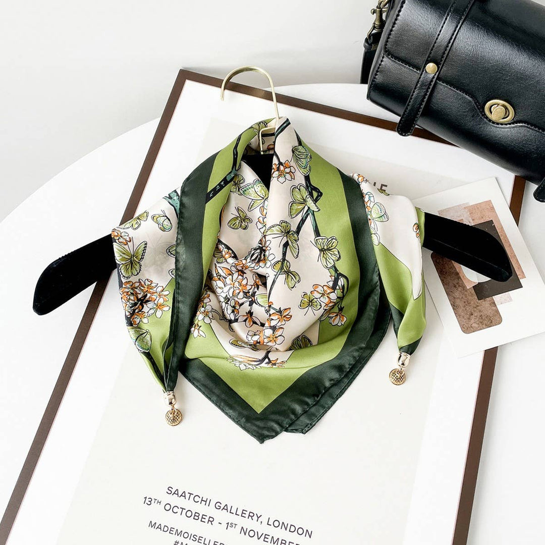 ACCITY - Magnetic Print Triangle Scarf for  Spring Style_CWASC02917