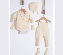 Load image into Gallery viewer, Nipperland - Cotton Kimono-Style Baby Outfit – 6-Piece Knit Gift Set