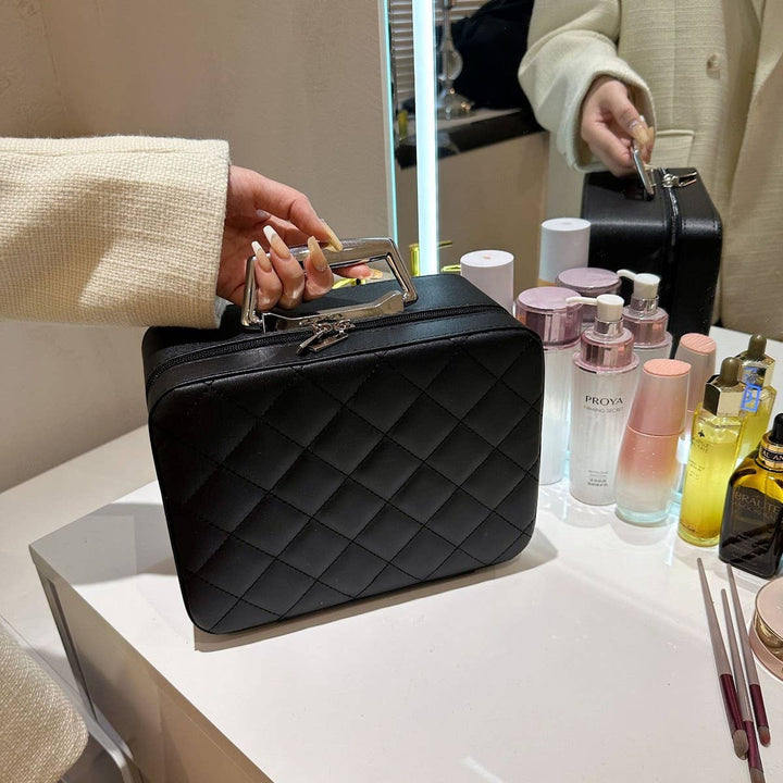 ACCITY - NEW FASHION EMBROIDERY DIAMOND COSMETIC BAG_CWAB4494