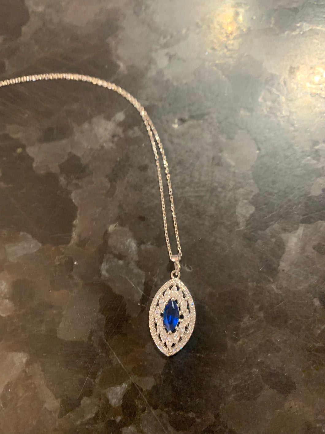 Saphire c/z pendant necklace